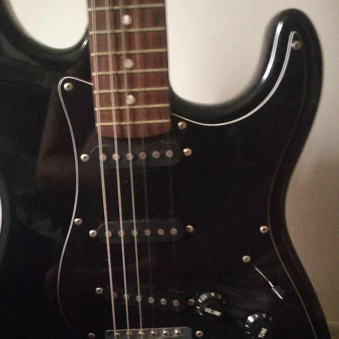 シールドとチューナーとケースつけます