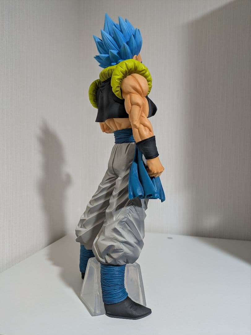 ドラゴンボール　一番くじ　EXTREME SAIYAN C賞賞 ゴジータブルー