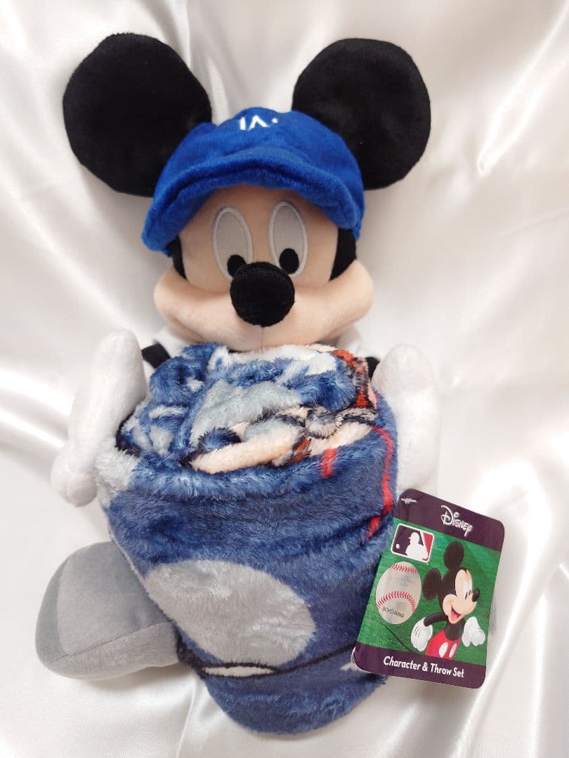 【希少品】 ミッキーマウス ぬいぐるみ ブランケットセット ドジャース タグ付