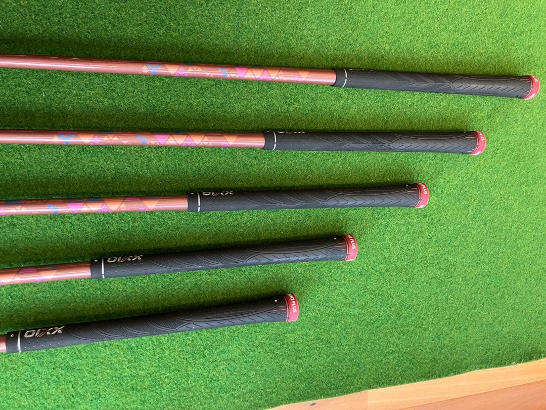 ゼクシオ11 ドライバーアイアンセット レディース1W 7-9 P S