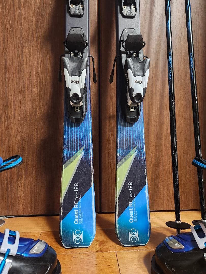 スキー3点セット スキー板128cm ブーツ21~21.5cm ストック　子供