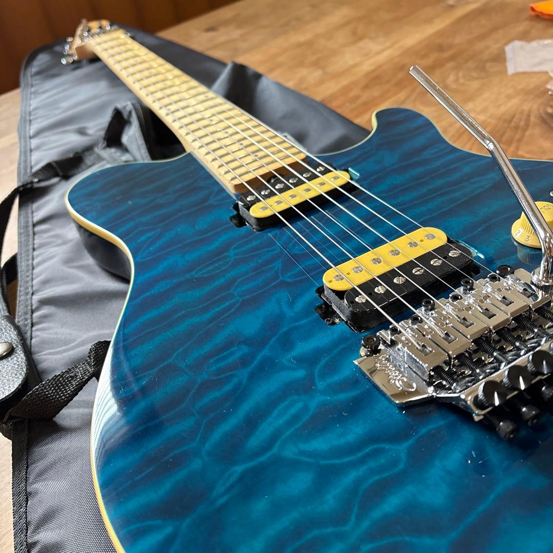 希少 Sterling by MUSIC MAN SUB AX4 TBL