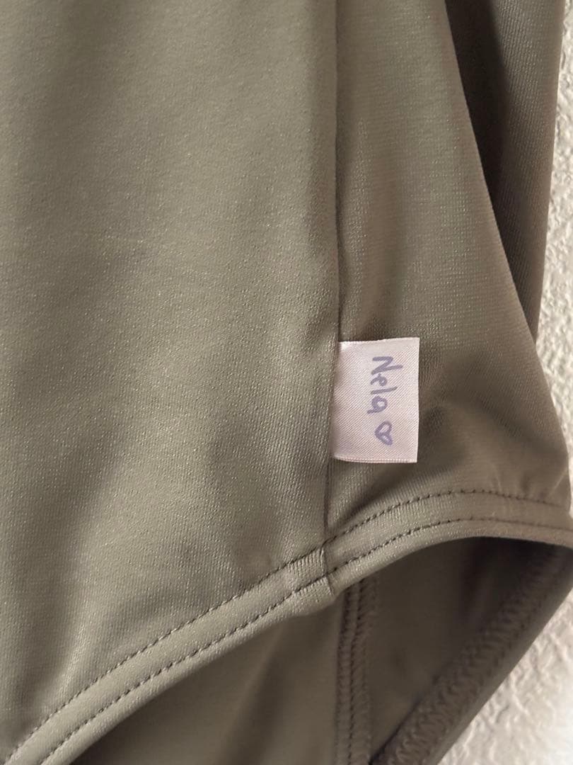 Nela モデル　ロングスリーブレオタード