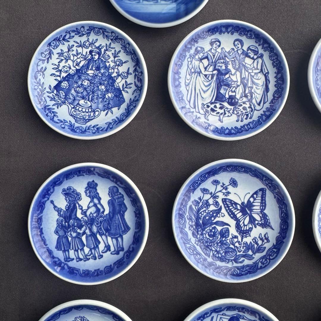   アンデルセン8cmミニチュアプレート25枚