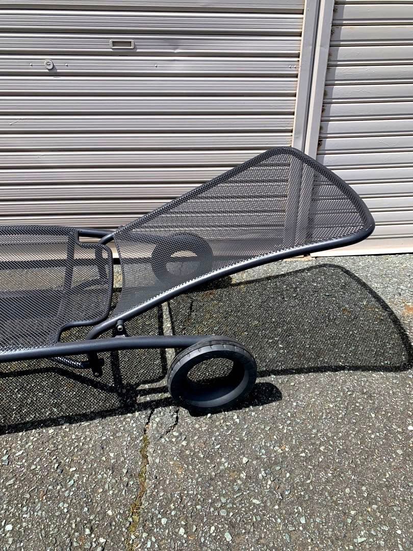 コロ付きメタルガーデンベッド