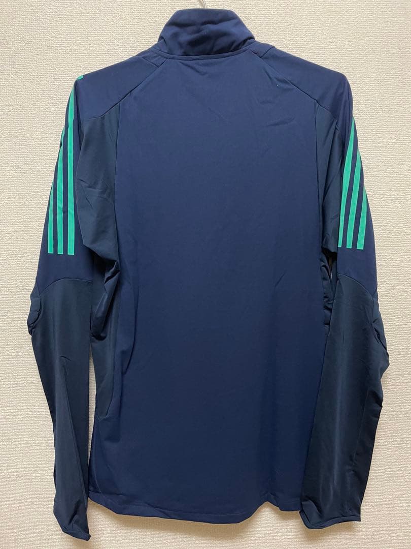 【正規品】新品タグ付き 日本Mサイズ相当 レアルマドリード トレーニングトップ