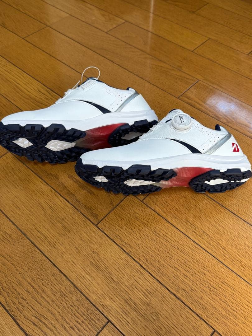 ボアシステム ホワイト ゴルフシューズ