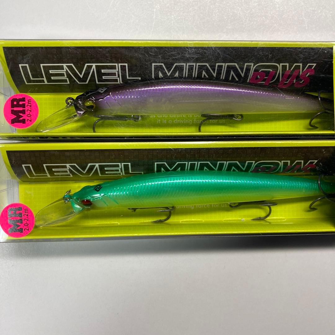 【新品】レイドジャパン　レベルミノー／プラス ２タイプ 4セット