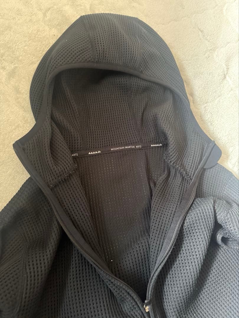マウンテンマーシャルアーツ POLARTEC Net Mesh Hoodie