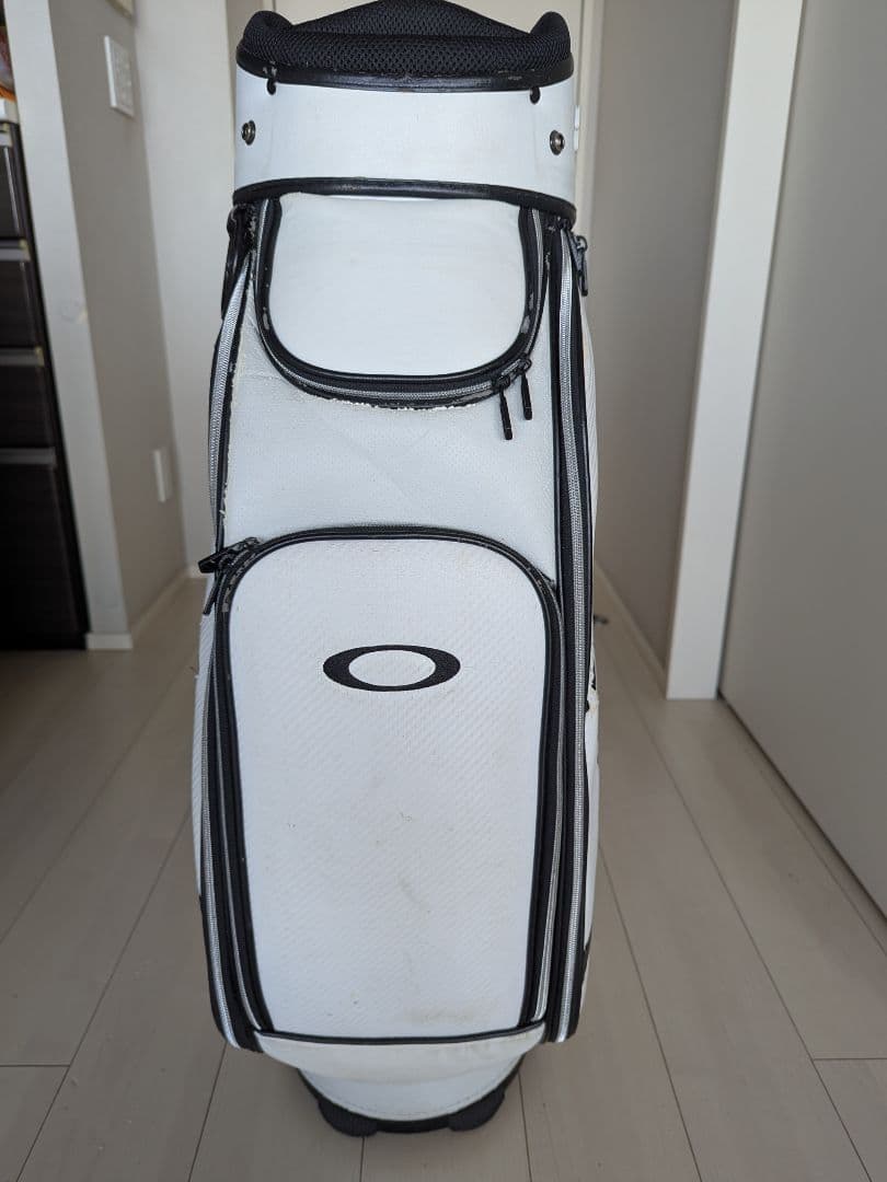 OAKLEY SKULLキャディバッグ