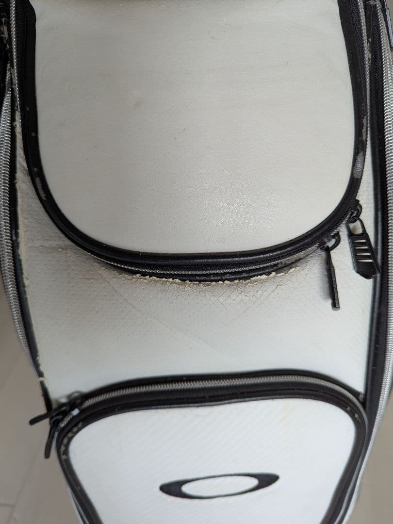 OAKLEY SKULLキャディバッグ