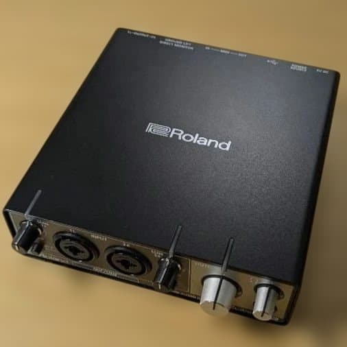 箱、ケーブル付、未使用Roland Rubix 22 オーディオインターフェイス