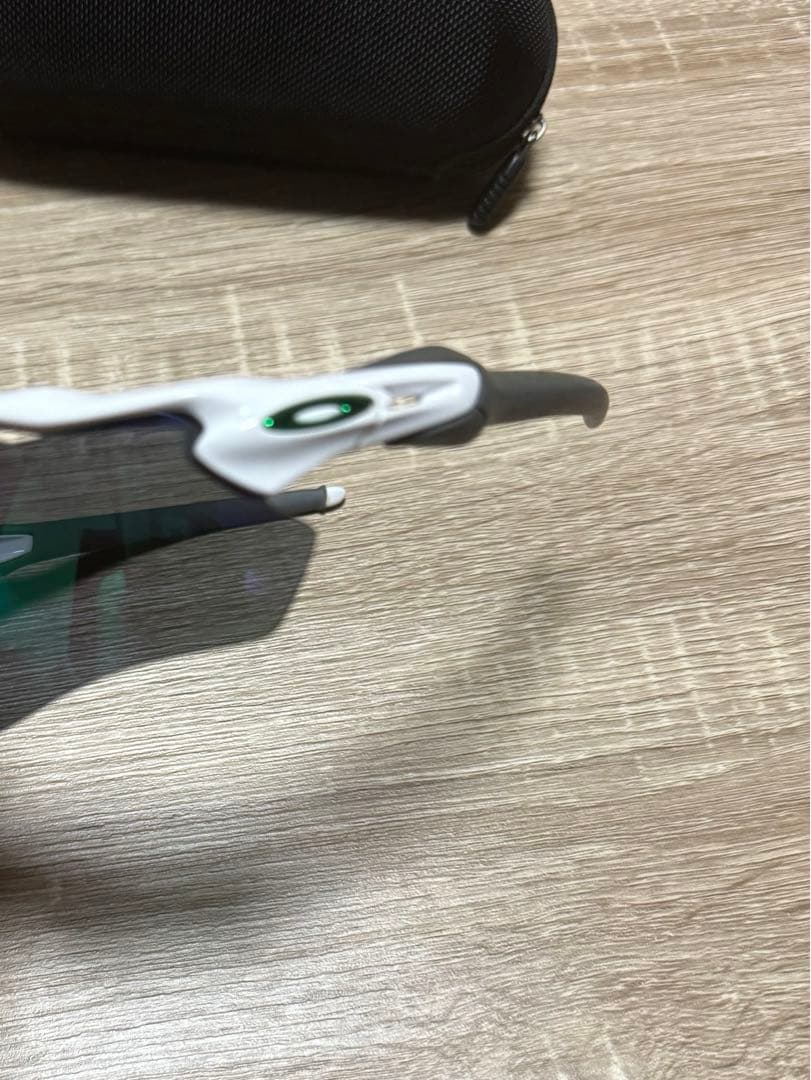 Oakley スポーツ用サングラス ホワイト