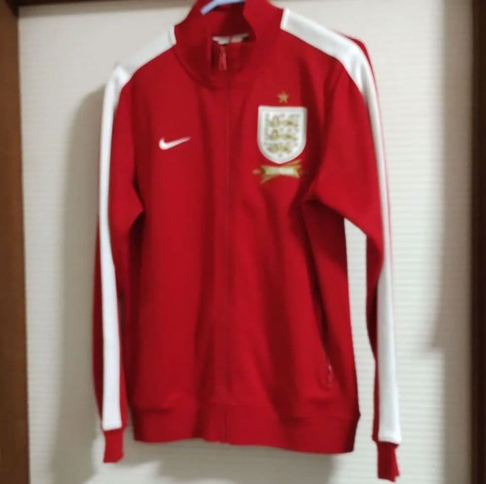 ナイキ　イングランド　ジャージ