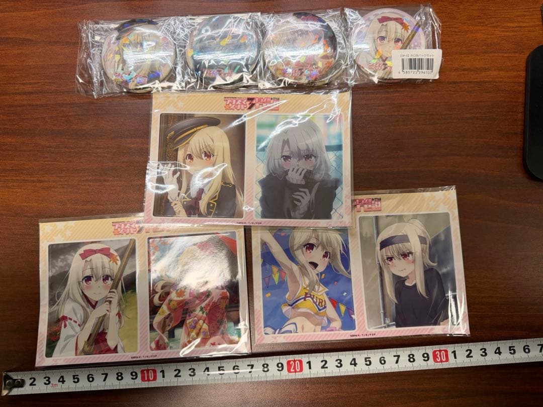 【抽選限定品】プリズマ☆イリヤ　WEBくじ　モアチャン！ホロ缶バッジセット