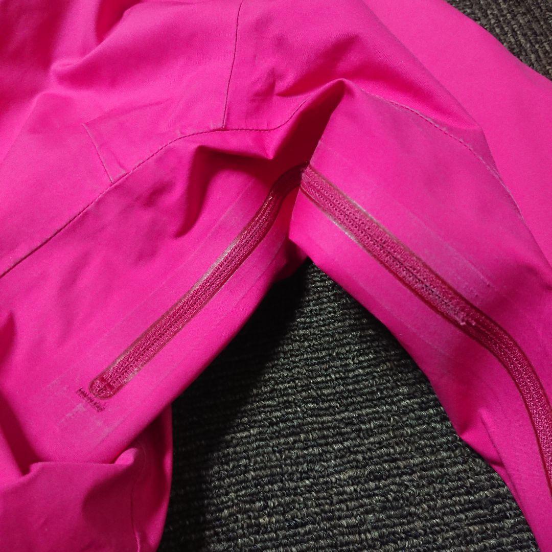 送料無料【GOLDWIN】レディースピンクスキージャケット L