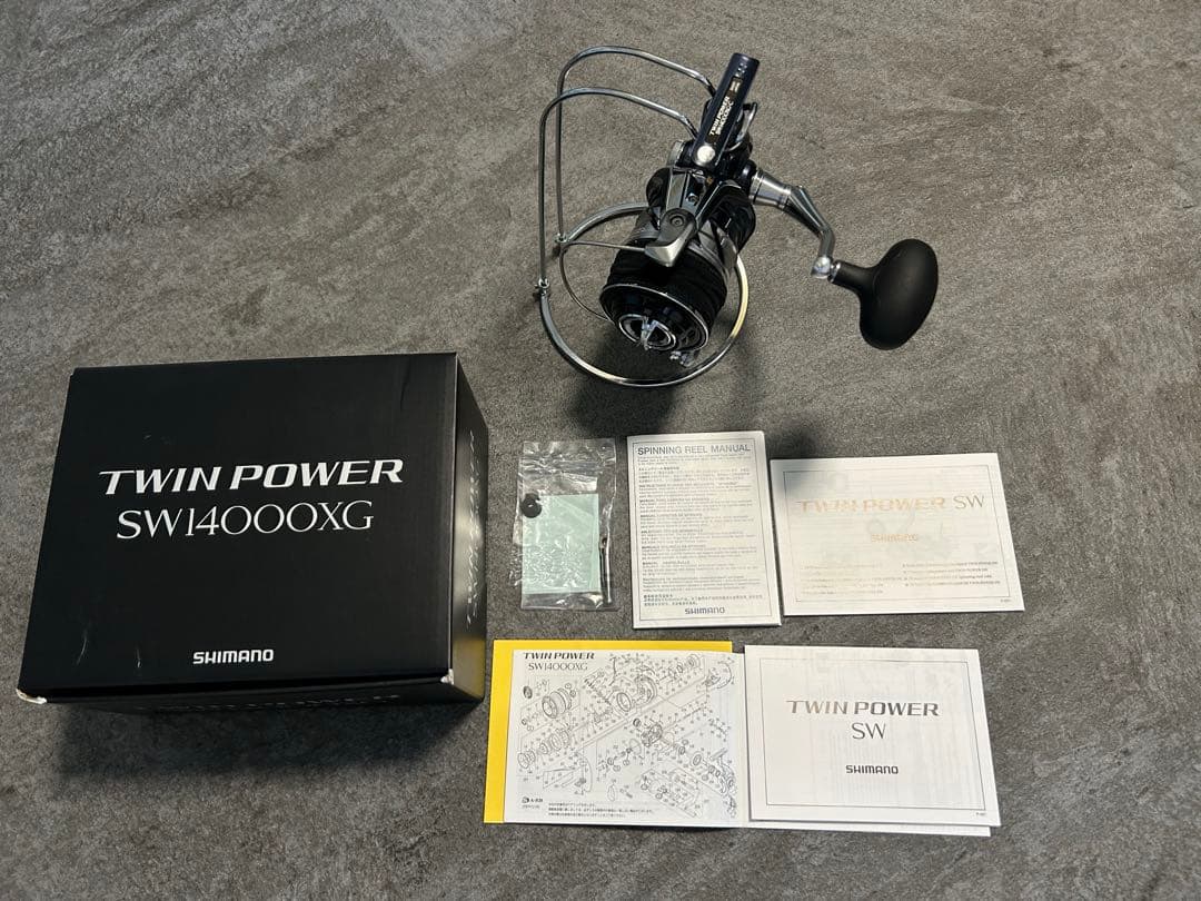 Shimano TWIN POWER SW14000XG スピニングリール