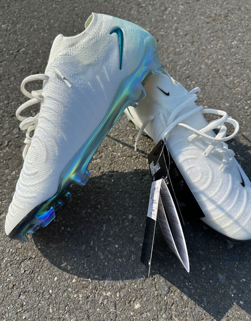 ナイキ ファントム GX2 エリート FG LV8