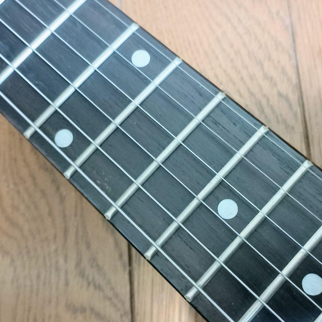 美品　Mavis　ストラトキャスタータイプ　エレキギター　メタリックパープル