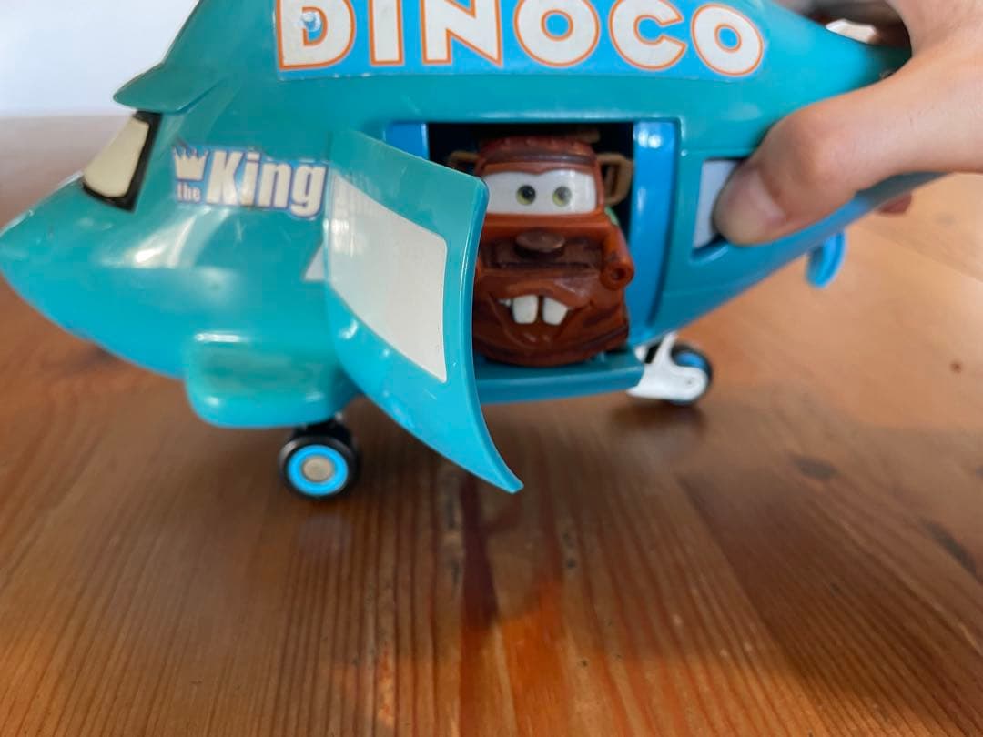 マテル カーズ 大きなダイナコヘリコプター Dinocoメーター付 ディズニー