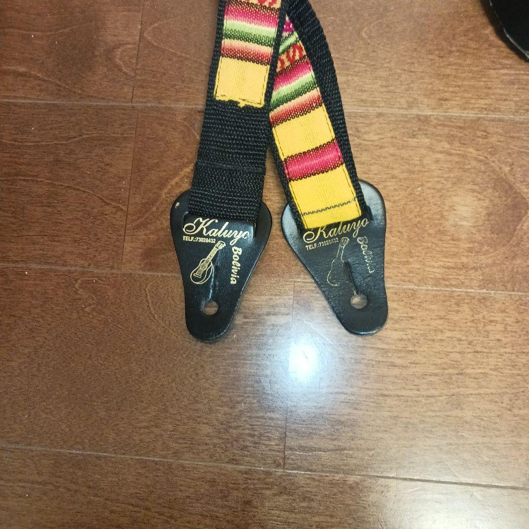 チャランゴ　ストラップ・ケース付き