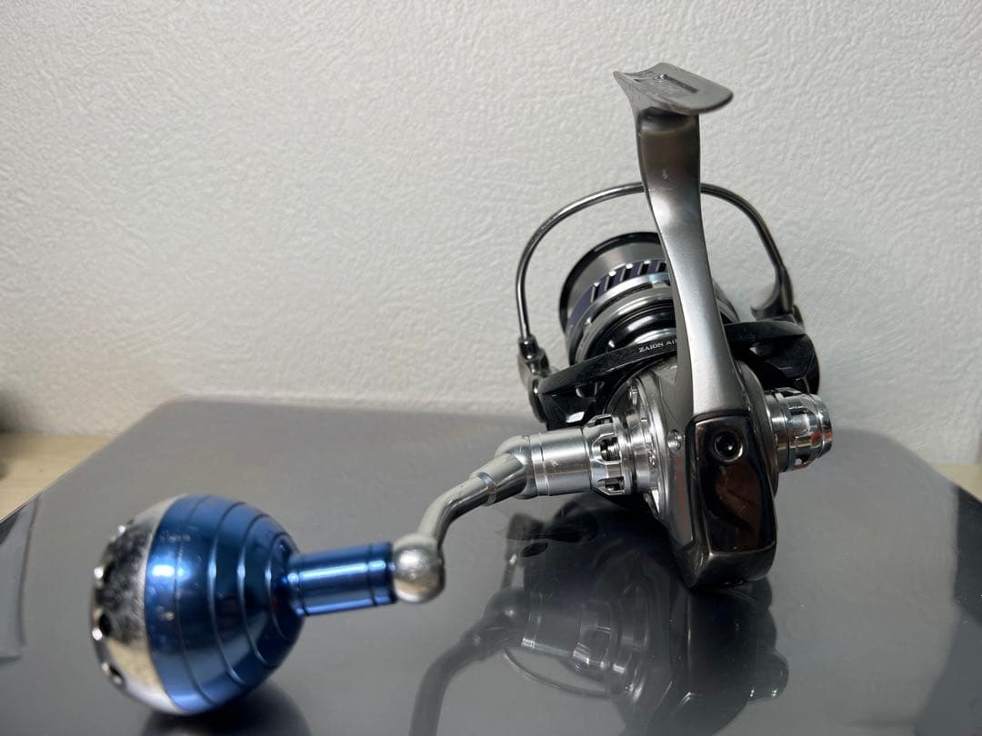 リール 10 Saltiga 4000H