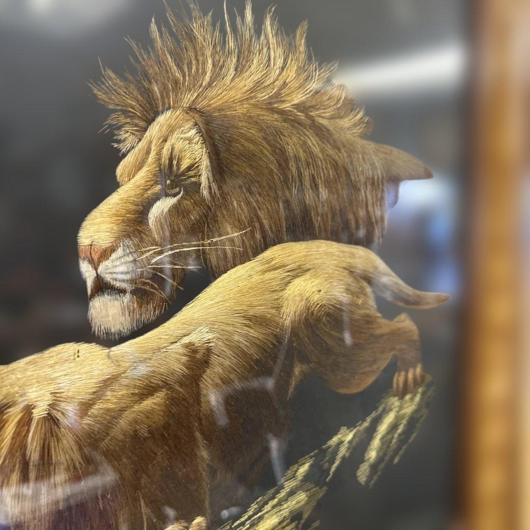 刺繍アート 昭和レトロ　縁起物 ライオン ，中国，