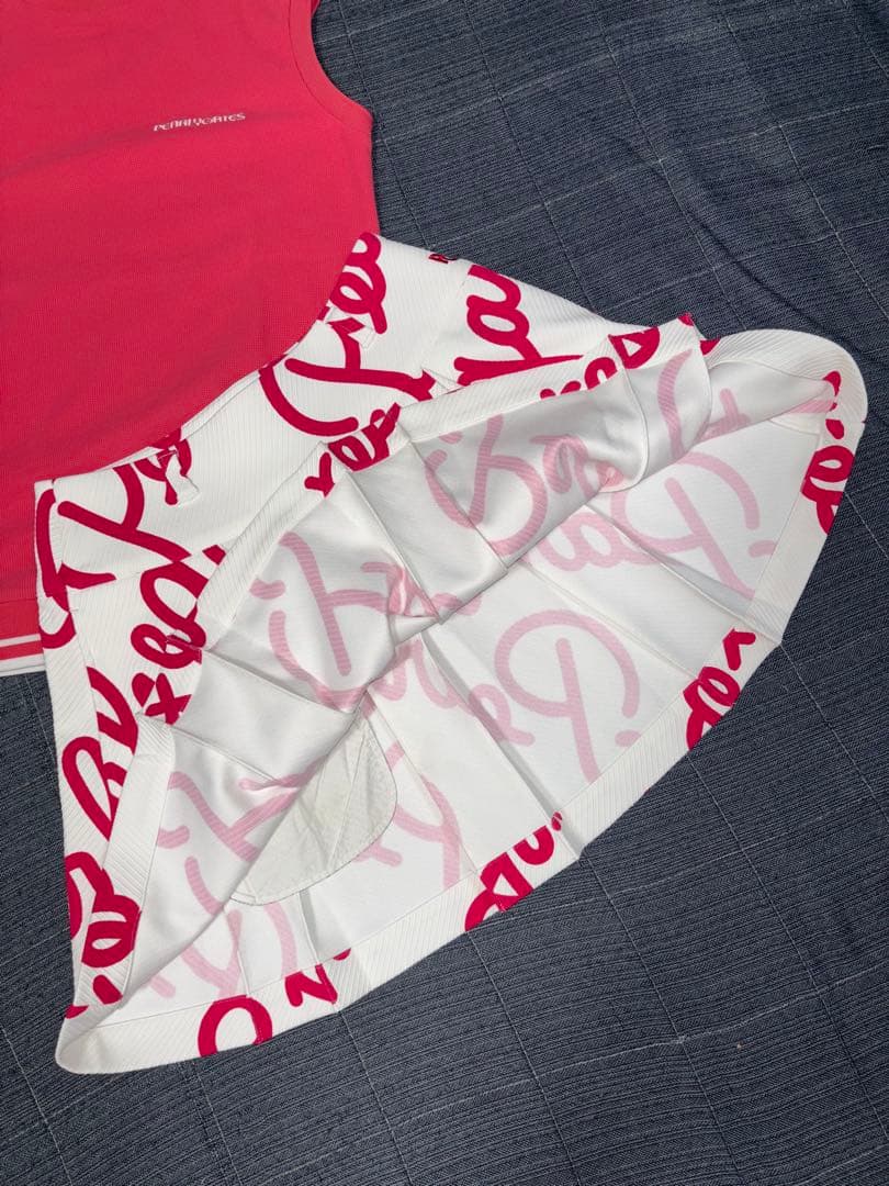 （美品）パーリーゲイツ 、筆記体ロゴグラフィック柄、セットアップ、サイズ0と00