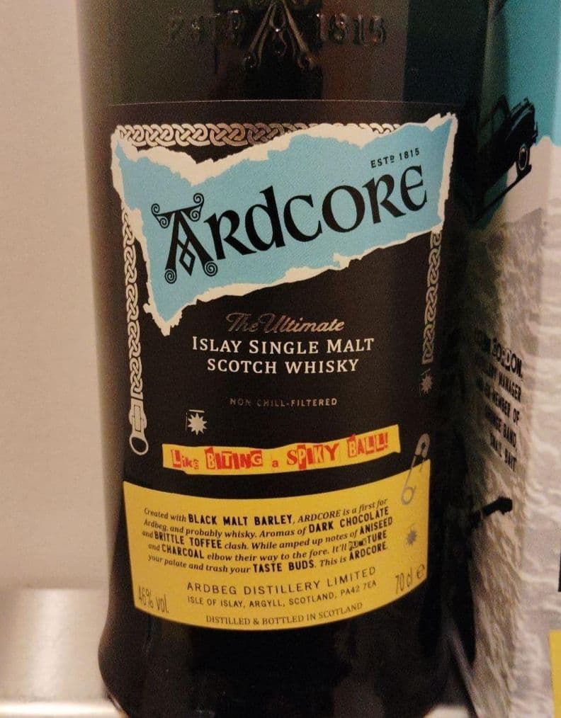 アードベッグ アードコア 700ml 46%