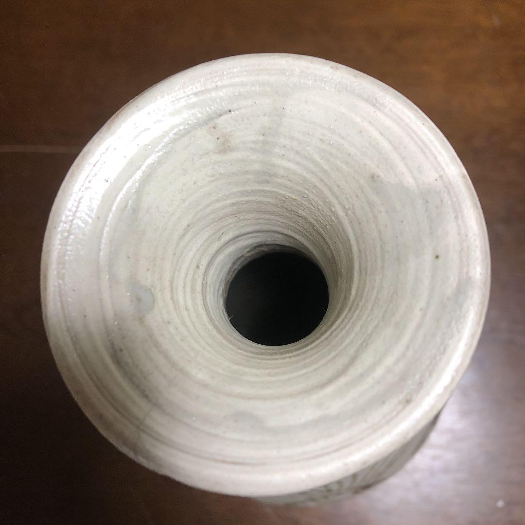 粉青沙器鉄絵唐草魚文瓶李朝写し