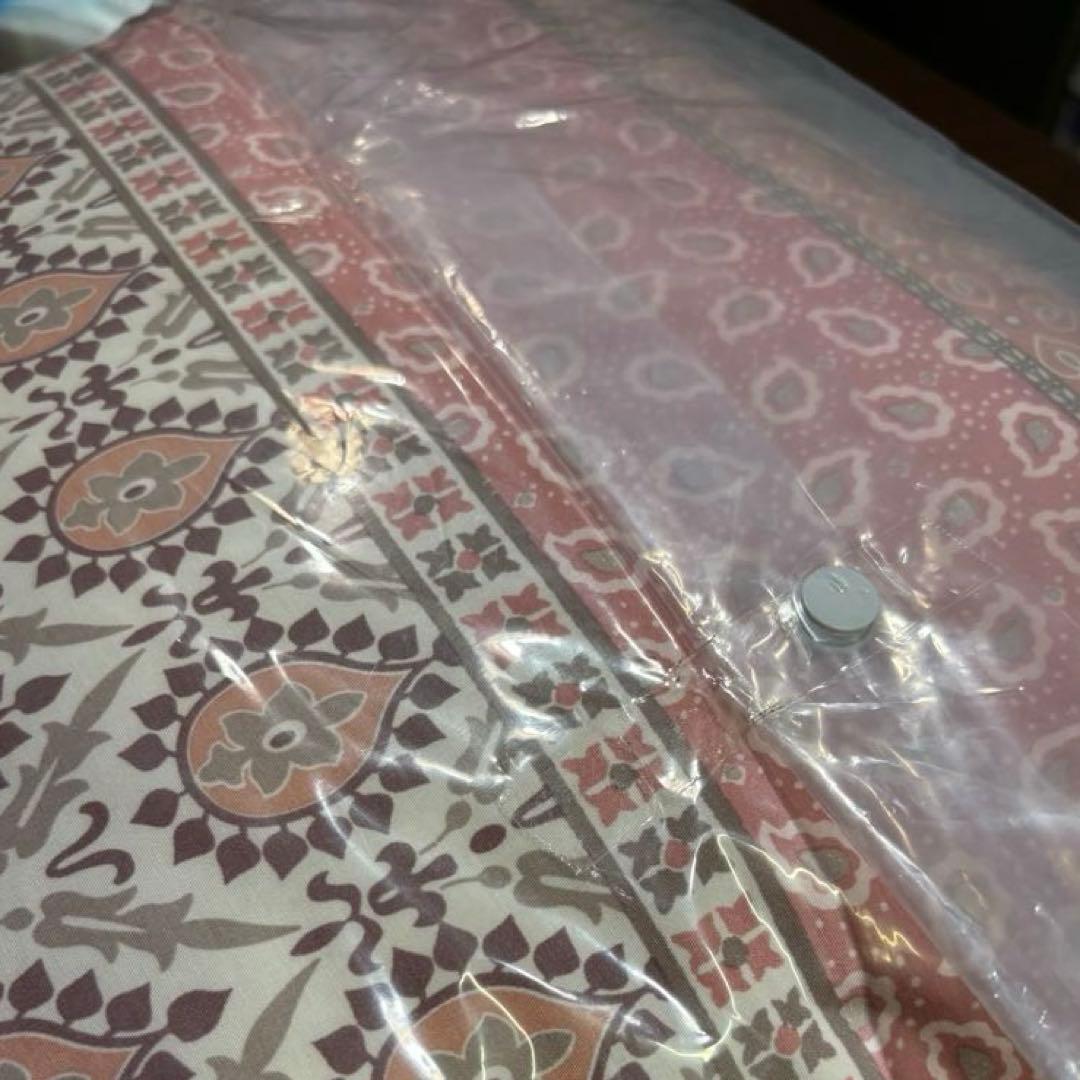 【新品・匿名配送】モリリン クッションになる羽毛寝袋（ＨＯ柄） ピンク １個