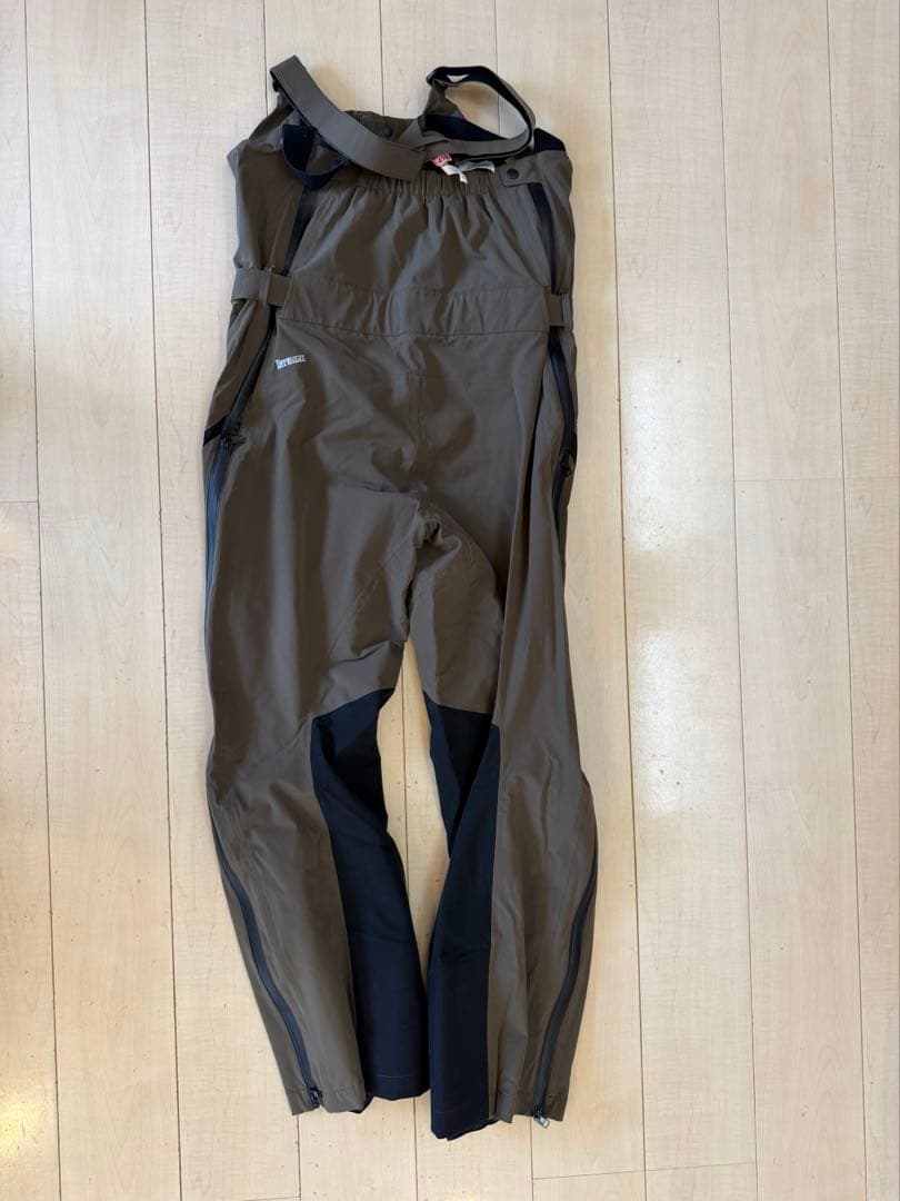 DESCENTE ALLTERRAIN（デサント オルテライン）スキーウェア上下