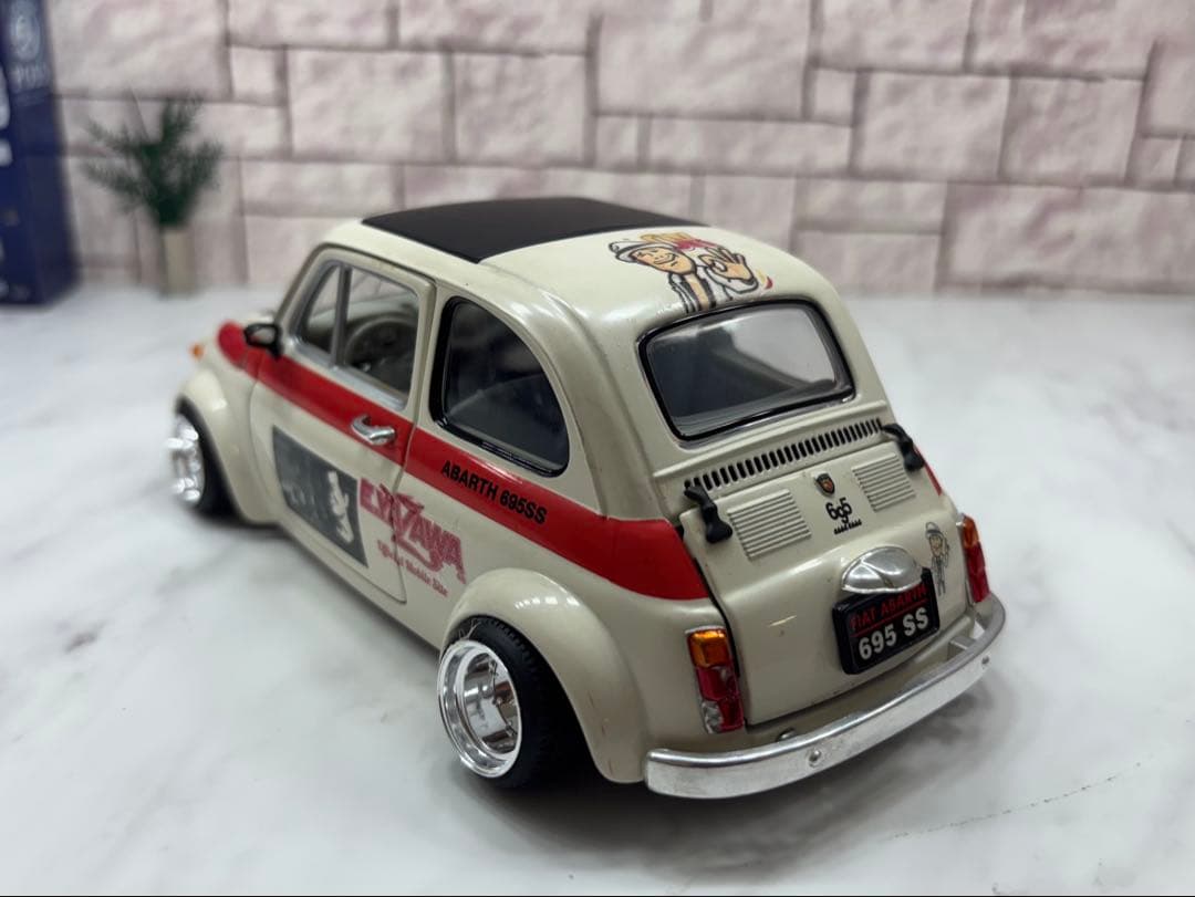 1/18ミニカー　アバルト スピードスターMK -Ⅰ深リムカスタム　矢沢永吉仕様