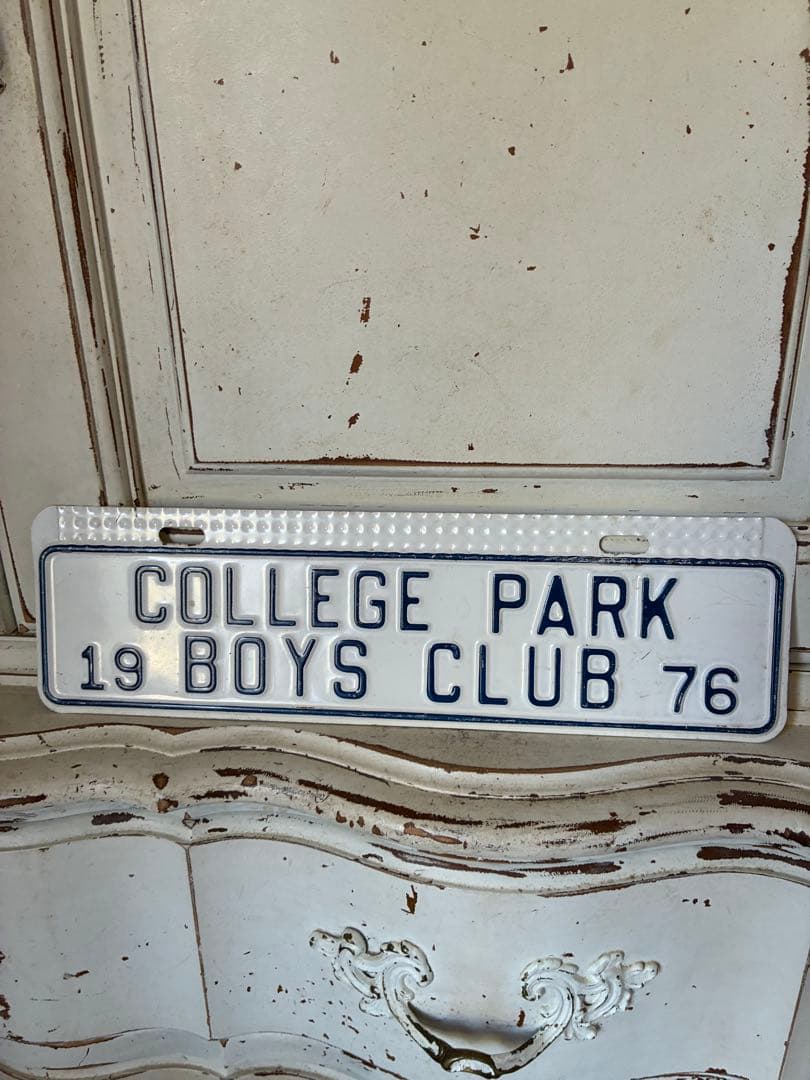 アンティーク　メタル　サイン　プレート　看板　BOYS CLUB アメリカ