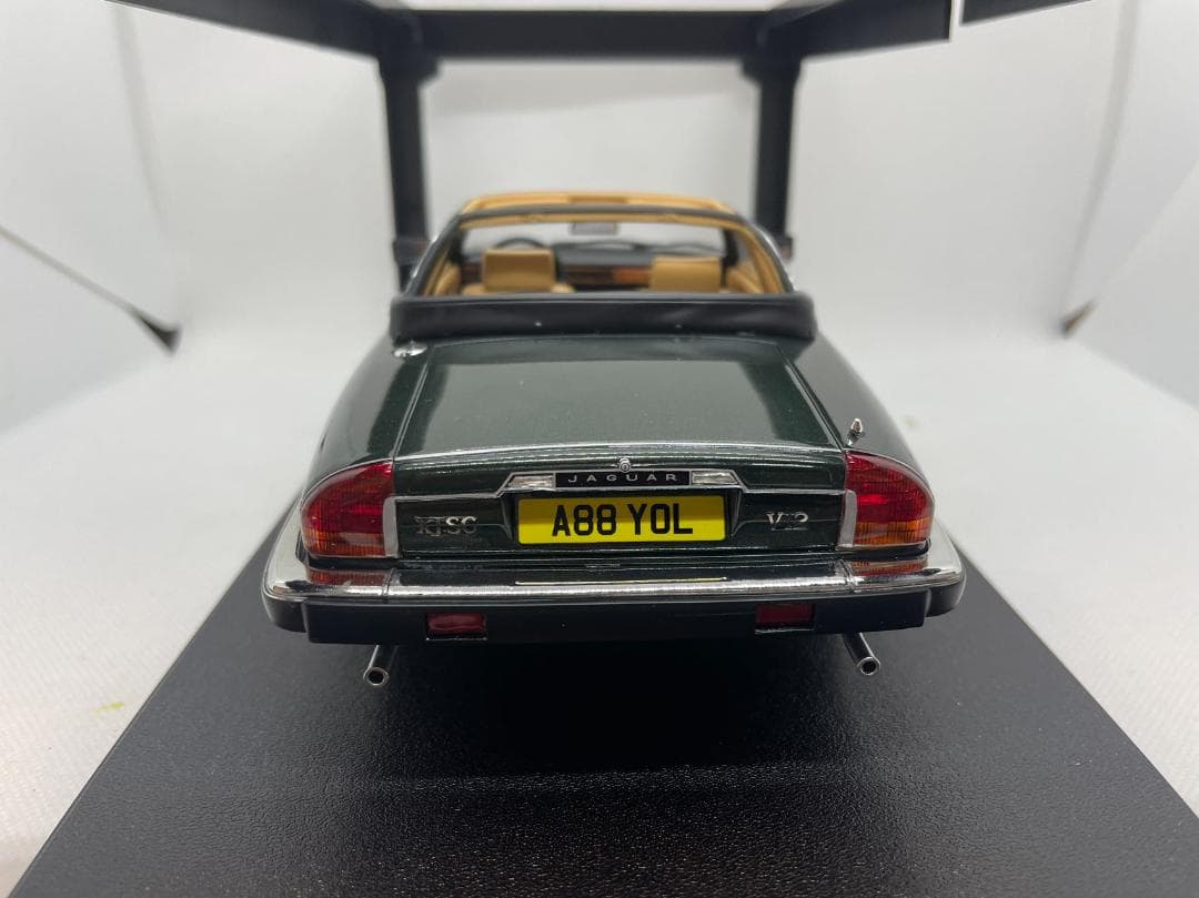 104-043 Cult 1/18 ジャガー XJ-SC Sage グリーン