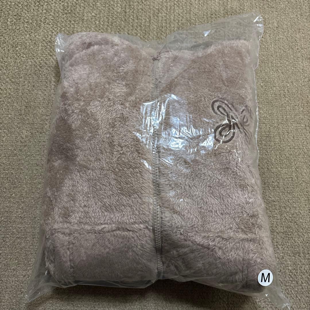 NiziU パーカー Mサイズ NiziU “NEW EvoNUtion”