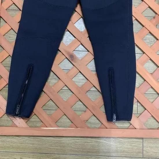 LARIAT【3mm FULL SUITS】XL180cmウェットスーツ