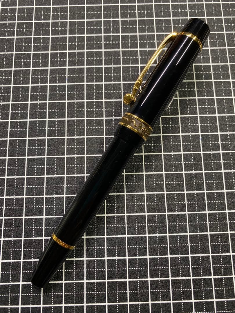 MONTBLANC ドネーションペン　ユーディ・メニューイン　万年筆　字幅F程度