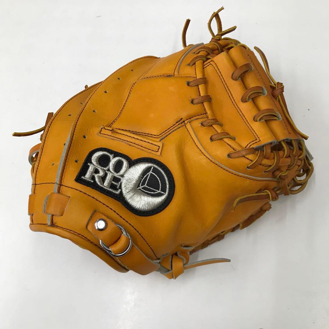 Core（コア）硬式ミット　01型