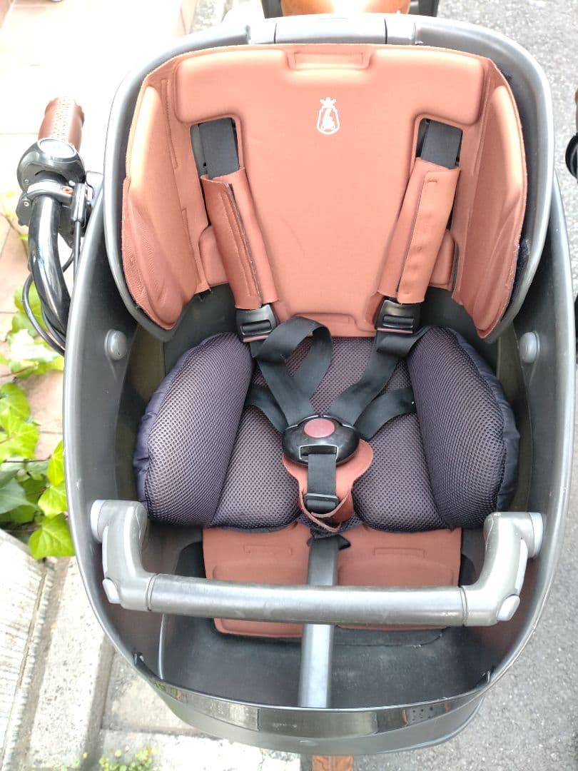 《y》【bikke ビッケポーラー】電動アシスト自転車★子供乗３人乗