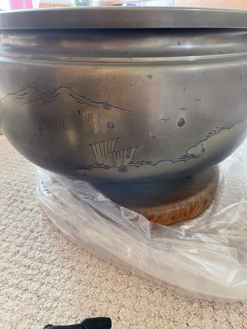 山水画火鉢 金属製