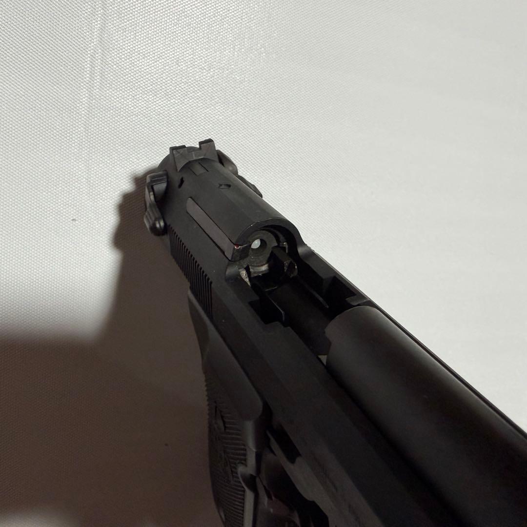 MGC ベレッタ M9 限定生産品　発火式モデルガン　ヘビーウェイト