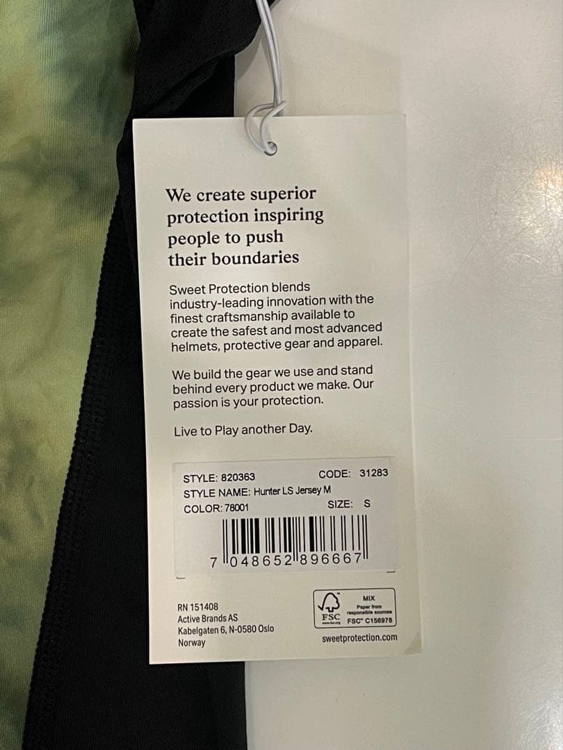 新品Sweet Protection　MTB用サイクルジャージ　メンズS