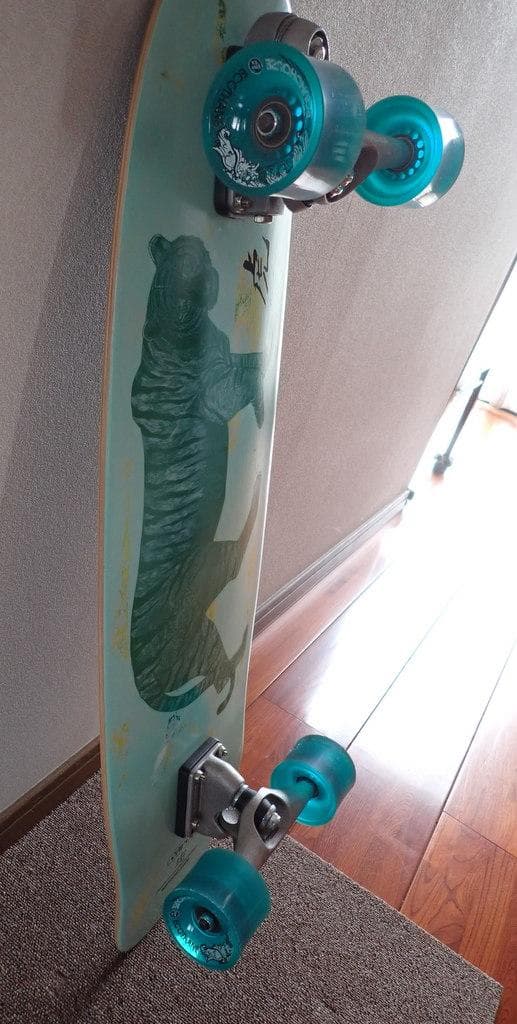 Carver 希少 日本限定 TORA 33インチ C7トラック 中古品