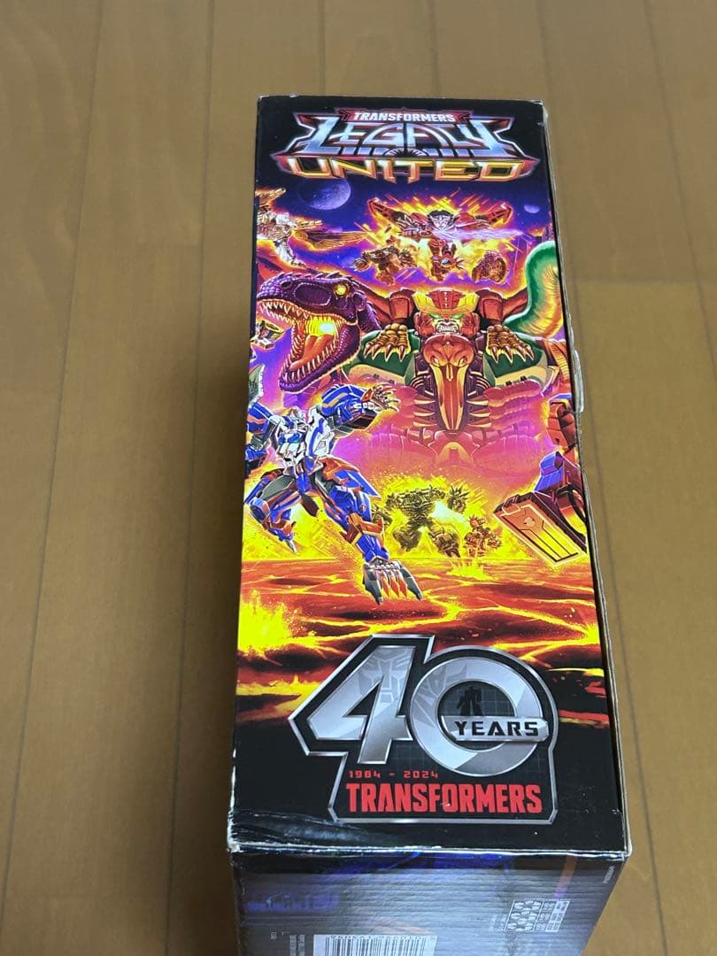 HASBRO ハズブロ トランスフォーマー MAGMATRON