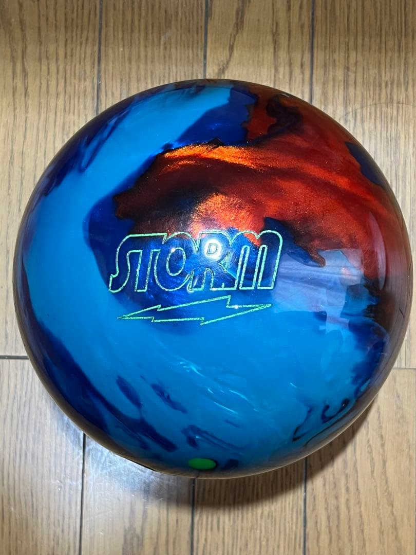 STORM ABSOLUTE パールボウリングボール15ポンド