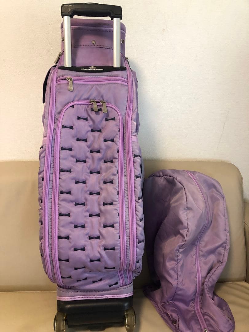 【送料込み】希少モデル　マンシング　キャスター付きキャディバッグ　レディース