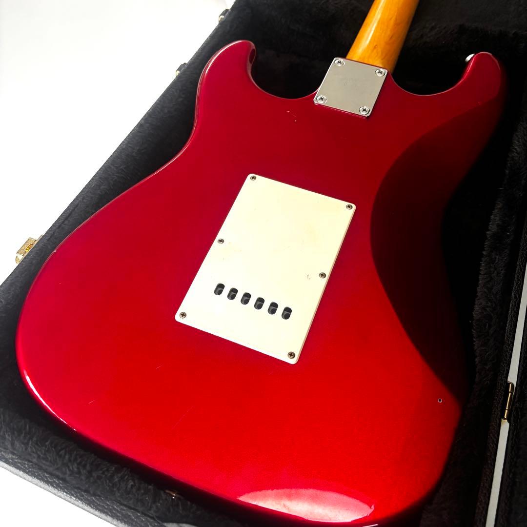【人気のCAR】Squier by fender ストラトキャスター　2004年
