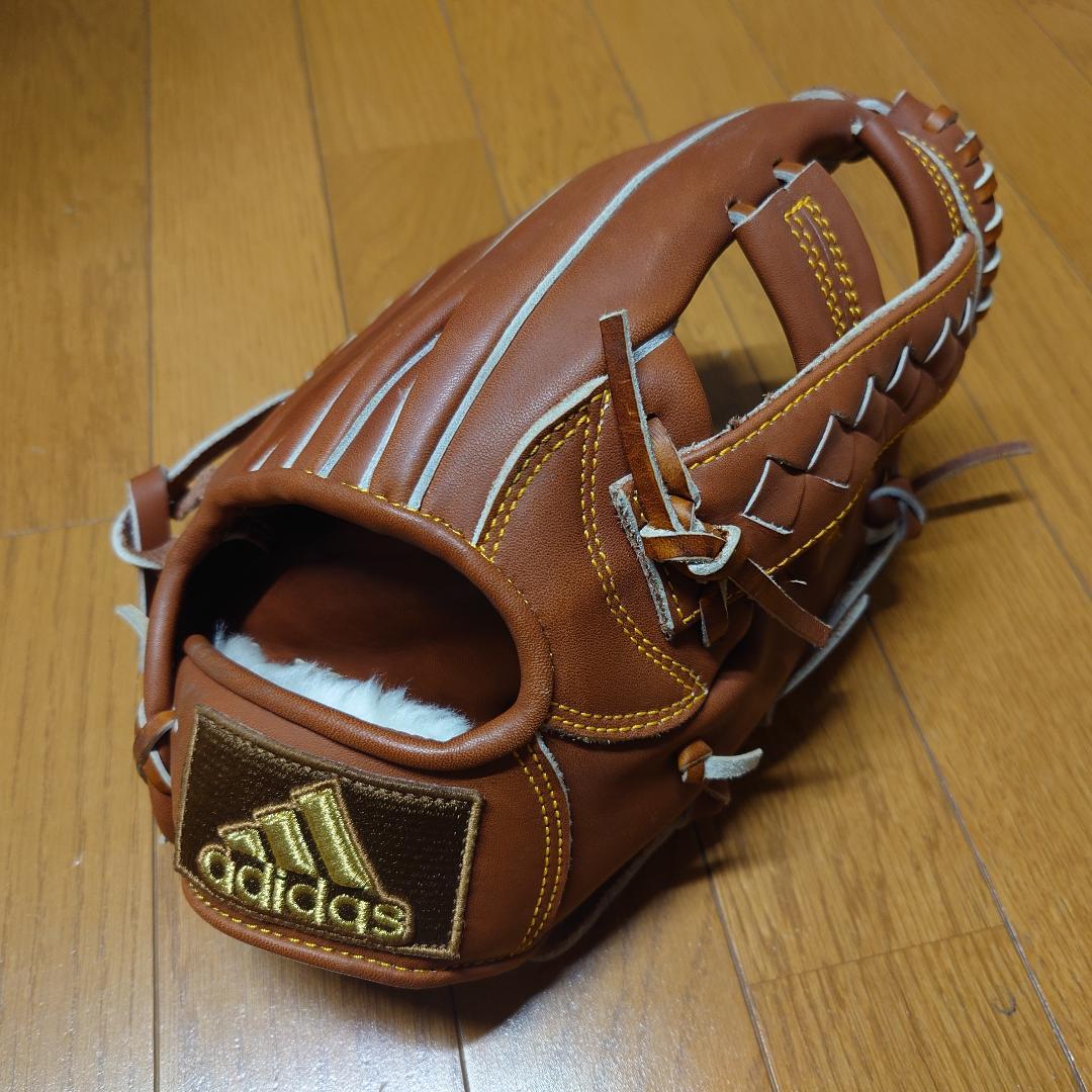 アディダス　軟式野球グローブ