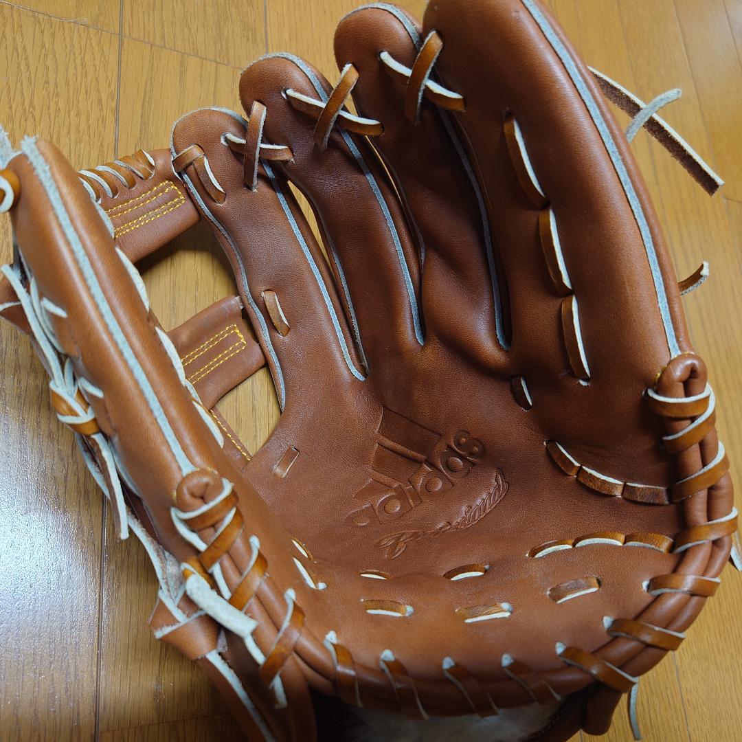 アディダス　軟式野球グローブ